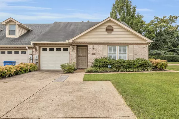 Chattanooga, TN 37421,6658 Hickory Manor Circle