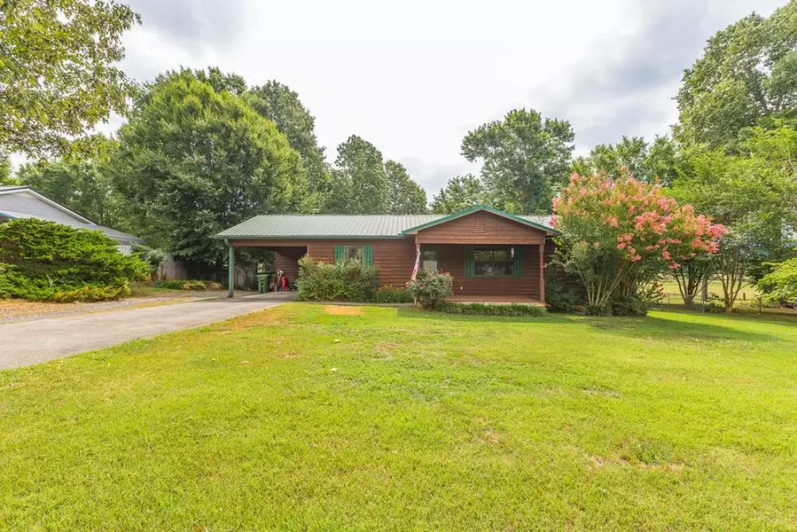 46 Wheat Street, Chatsworth, GA 30705