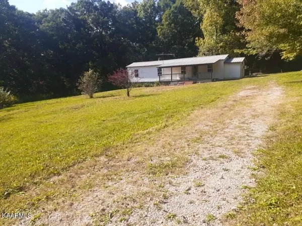 190 Copley Ln, Jamestown, TN 38556