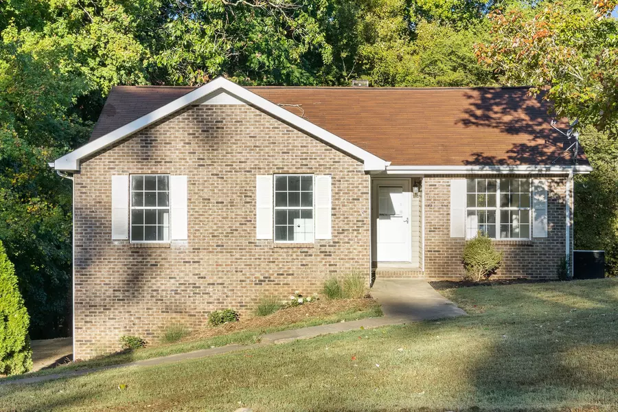 1315 Hand Dr, Clarksville, TN 37042