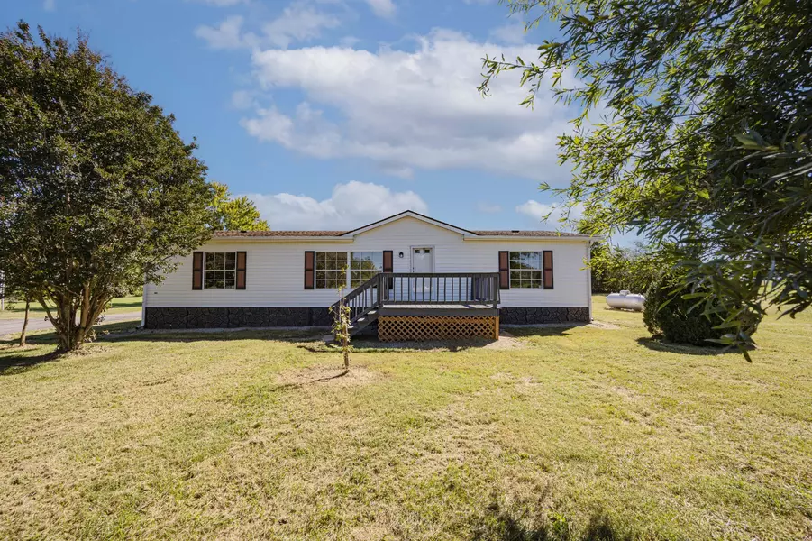 2420 Shoemaker Rd, Eagleville, TN 37060