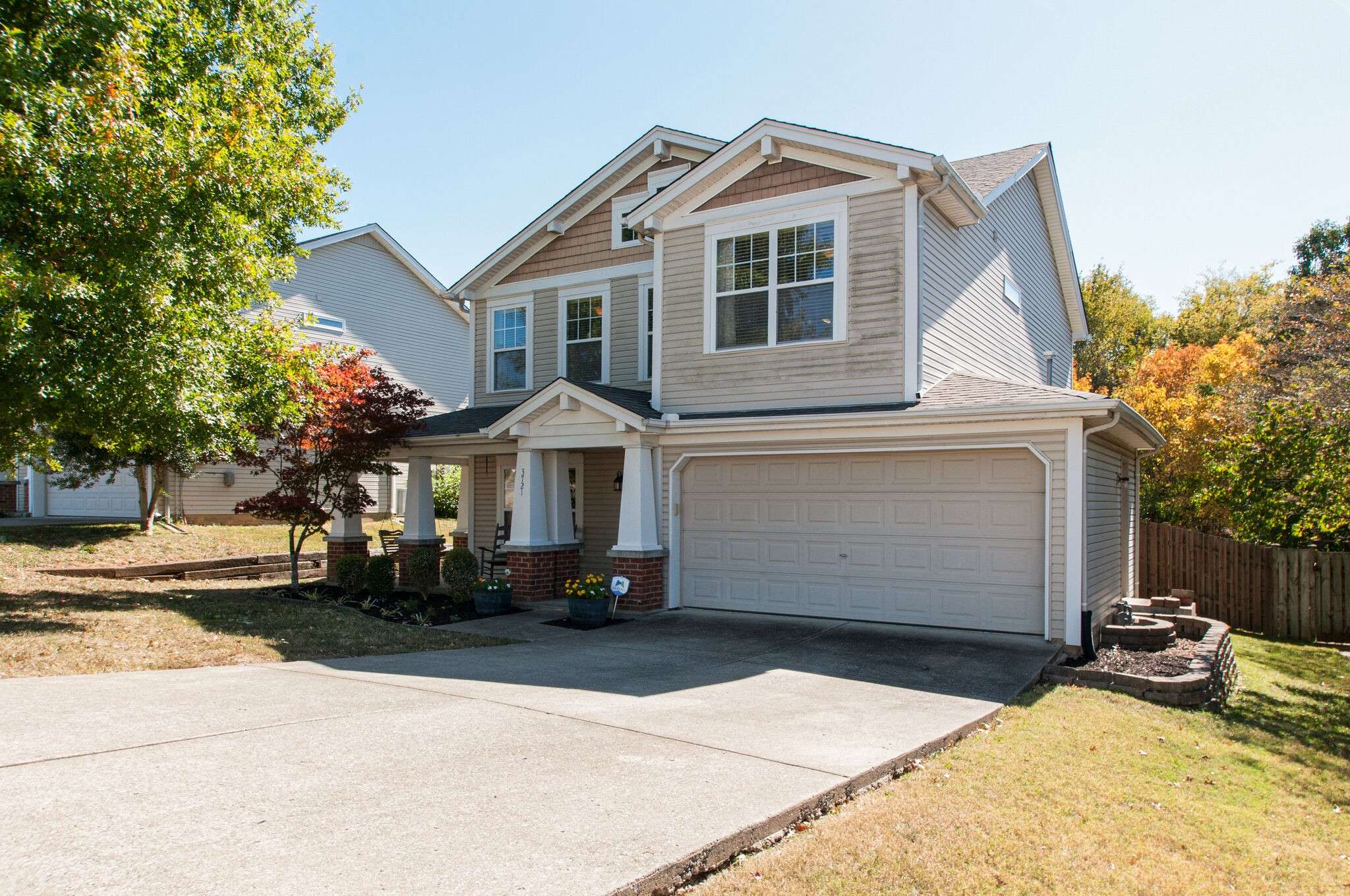 3721 Springwater Dr, Nashville, TN 37221
