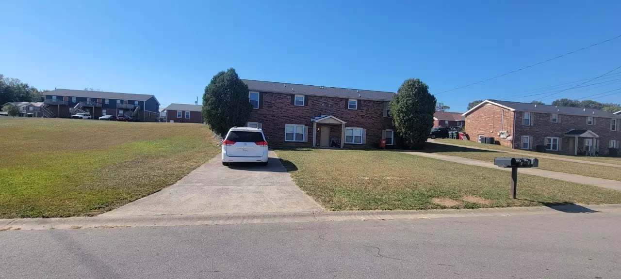 120 Bennett Dr, Clarksville, TN 37042