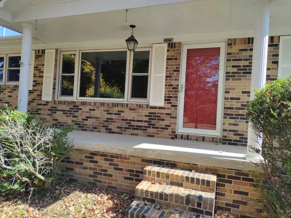 Estill Springs, TN 37330,205 Garden St