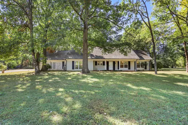 Murfreesboro, TN 37129,811 Woodmont Dr