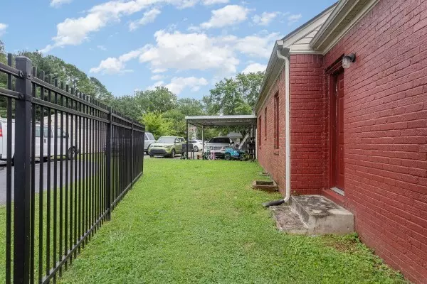 Murfreesboro, TN 37130,1419 Bradyville Pike
