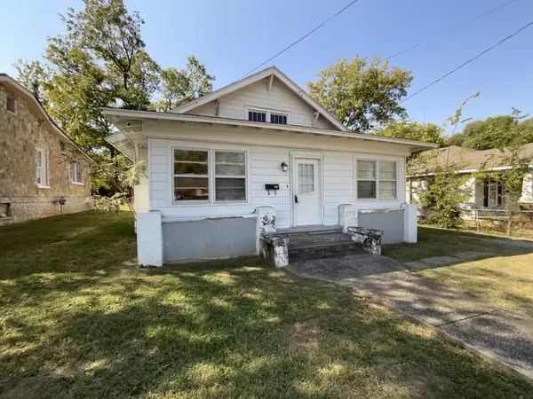 Hopkinsville, KY 42240,523 W 17th St