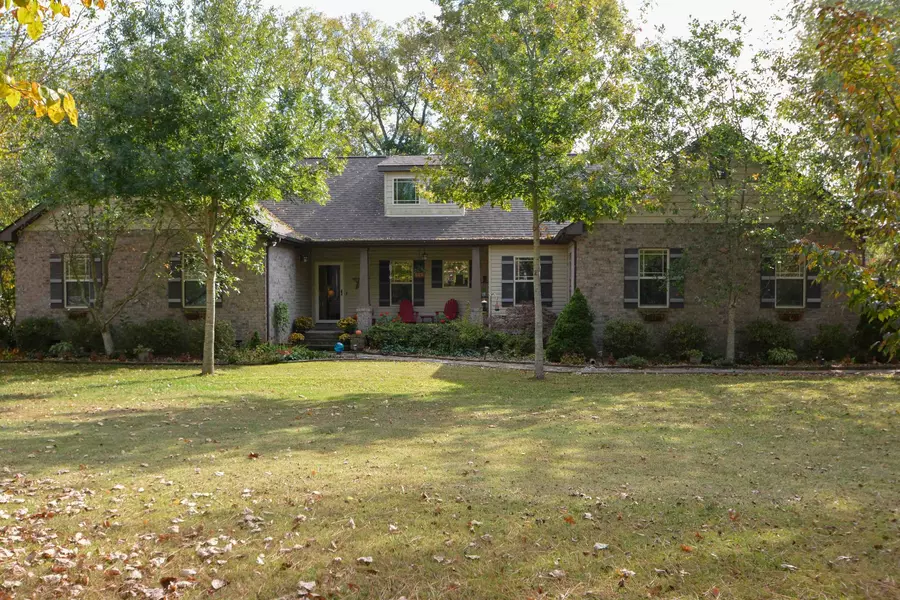 2204 Alydar Run, Murfreesboro, TN 37127