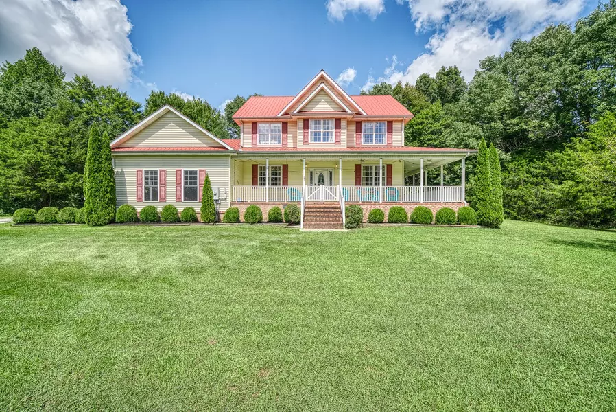 204 Dogtown Ln, Hilham, TN 38568