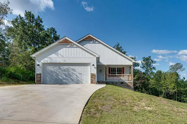 1008 Durgan Place, Dalton, GA 30721