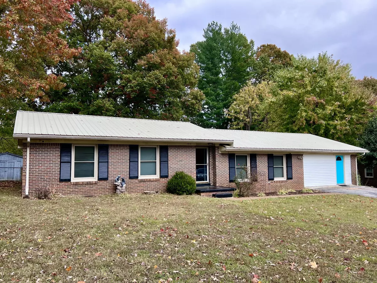 Lawrenceburg, TN 38464,1610 Whippoorwill Dr