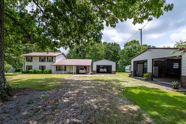 583 Medlen Ln, Smithville, TN 37166