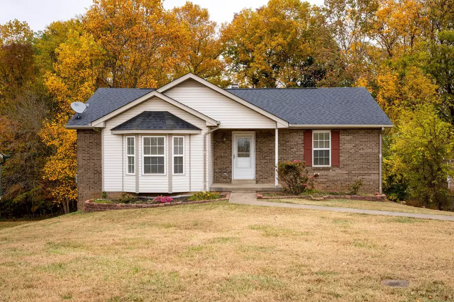 576 Somerset Ln, Clarksville, TN 37042