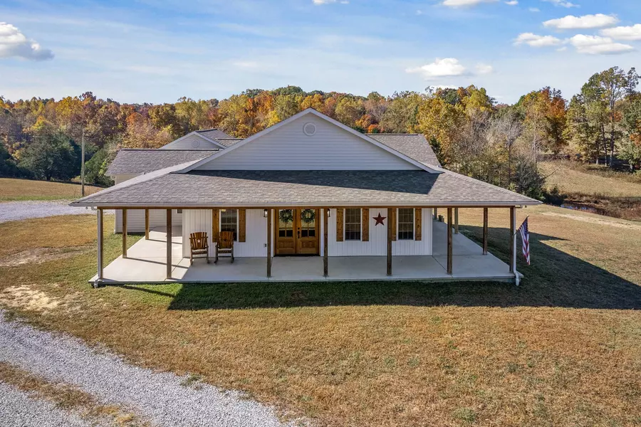 2835 Hilham Hwy, Hilham, TN 38568