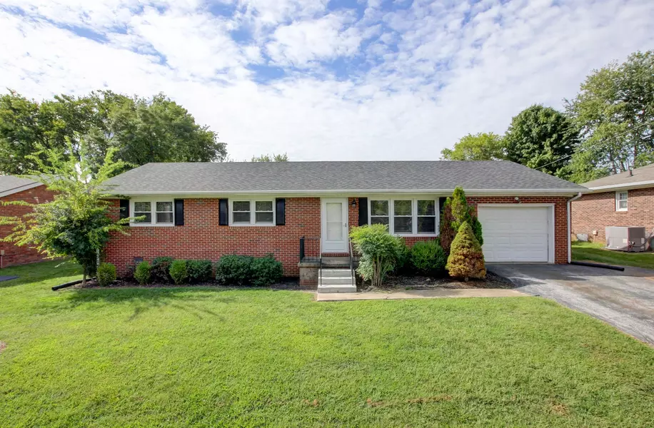 619 Las Vegas Dr, Hopkinsville, KY 42240