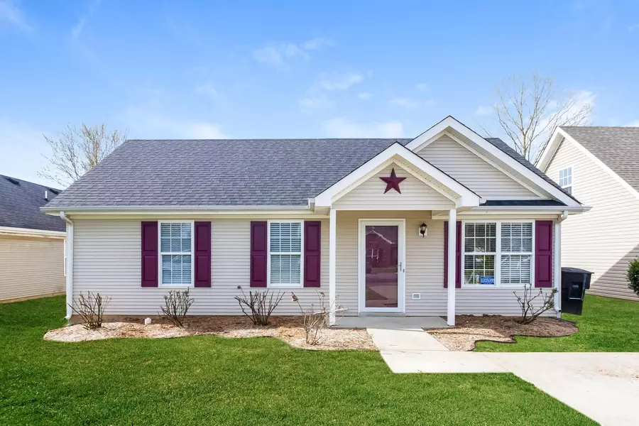 911 Crystal Bear Trl, Murfreesboro, TN 37128