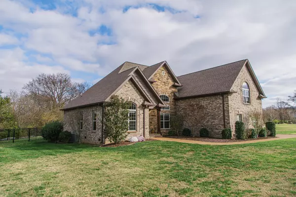 Mount Juliet, TN 37122,107 King Arthurs Place