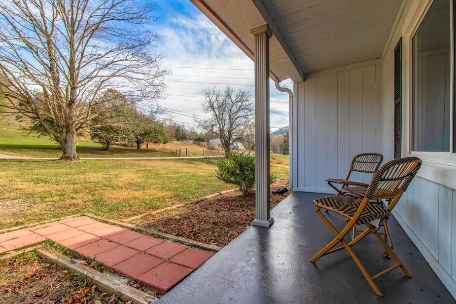 281 Hartsville Pike, Carthage, TN 37030