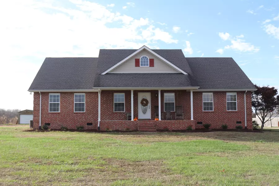 396 Corum Hill Rd, Castalian Springs, TN 37031