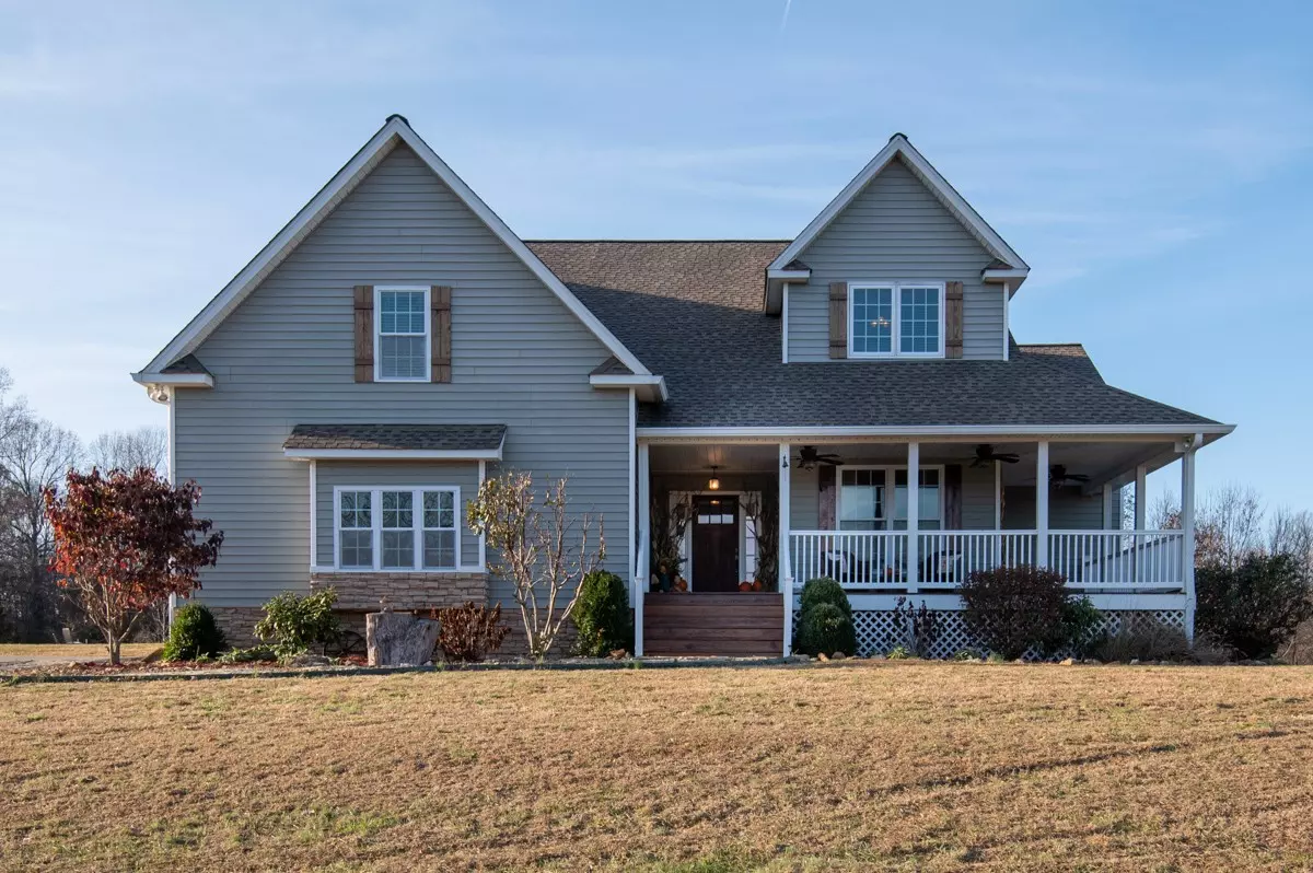 Westmoreland, TN 37186,1017 James Snow Rd