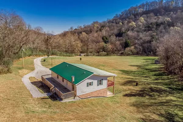 Gainesboro, TN 38562,331 Sanders Ln