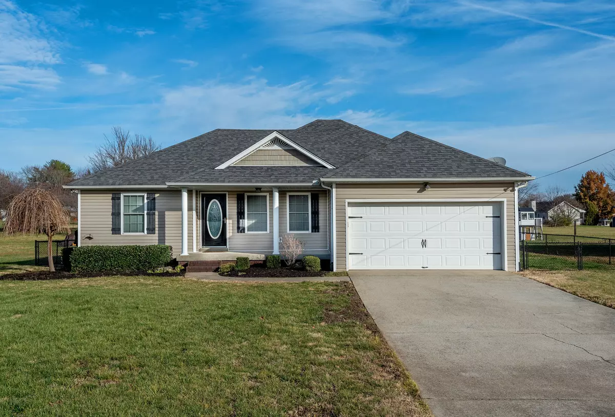 Portland, TN 37148,111 Hollands Way