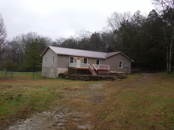 Pulaski, TN 38478,7540 Little Dry Creek Rd