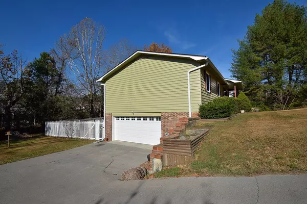 Cleveland, TN 37312,112 NW Winding Creek Circle