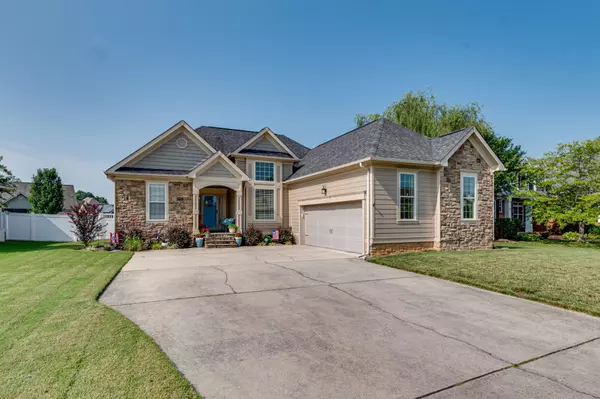 8410 Gracie Mac Lane, Ooltewah, TN 37363