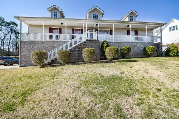 Soddy Daisy, TN 37379,9789 Berry Meadow Way