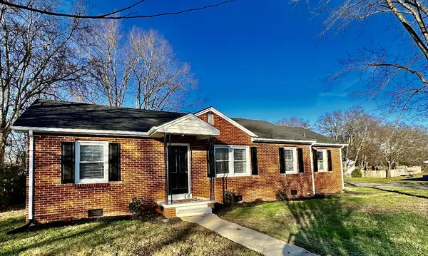 219 Rolling Rd,  Shelbyville,  TN 37160