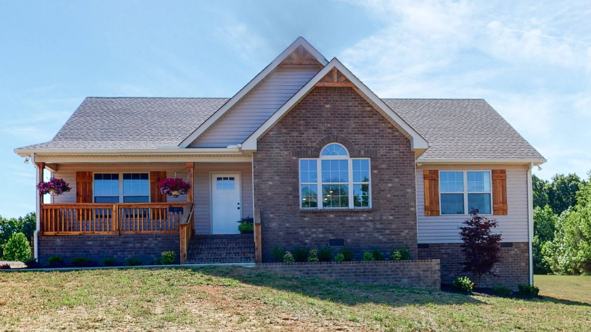 270 Claypool Rd, Bethpage, TN 37022