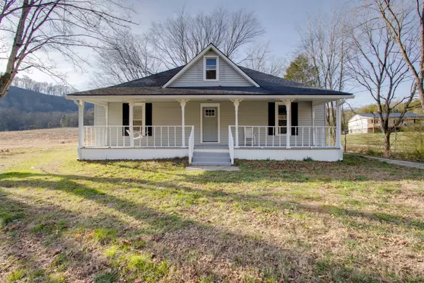 274 Club Springs Rd, Elmwood, TN 38560