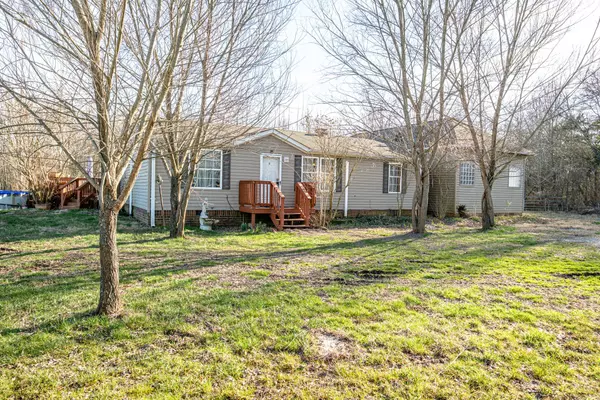 576 Swamp Rd, Eagleville, TN 37060