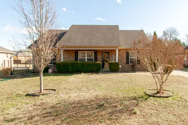 3014 Barretts Ridge Dr, Murfreesboro, TN 37130