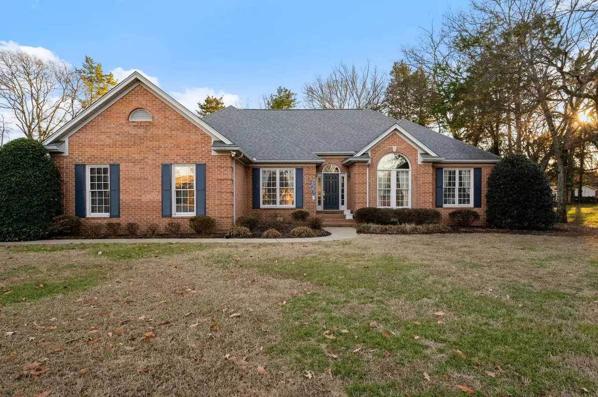 Murfreesboro, TN 37129,507 Round Table Court