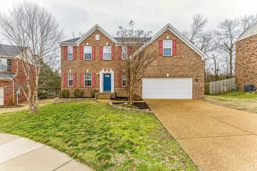 605 Stonebridge Ln, Mount Juliet, TN 37122