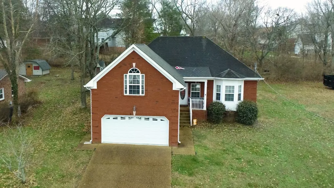 406 Parrish Hl, Mount Juliet, TN 37122