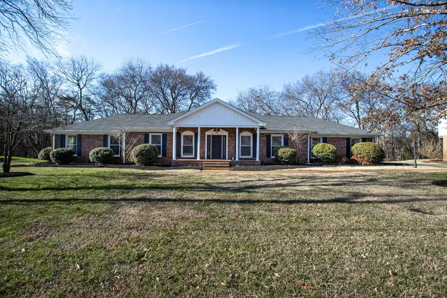 2229 Tomahawk Trce, Murfreesboro, TN 37129