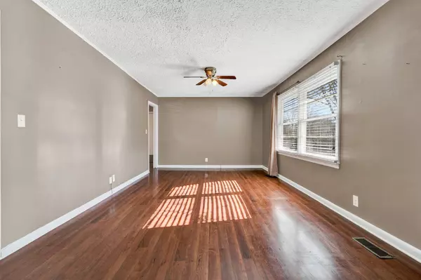 Athens, TN 37303,418 North Avenue