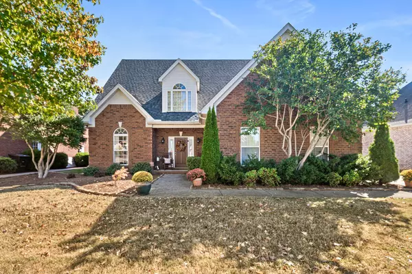 2939 Runnymeade Dr,  Murfreesboro,  TN 37127