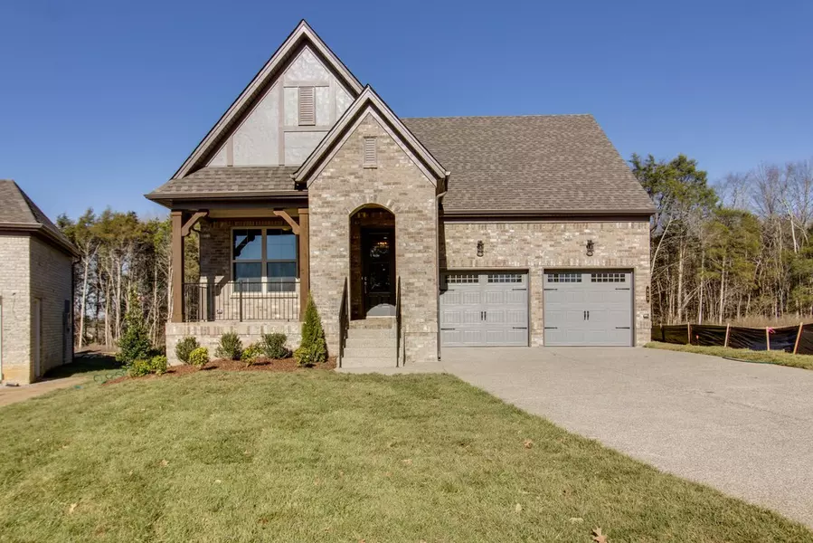 450 Meandering Way, White House, TN 37188