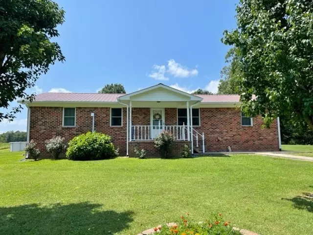 67 Middle Ridge Rd, Beersheba Springs, TN 37305