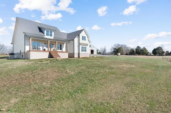 Woodbury, TN 37190,176 Honeysuckle Ln