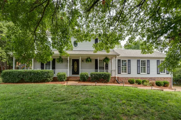 6712 N Creekwood Dr,  Brentwood,  TN 37027