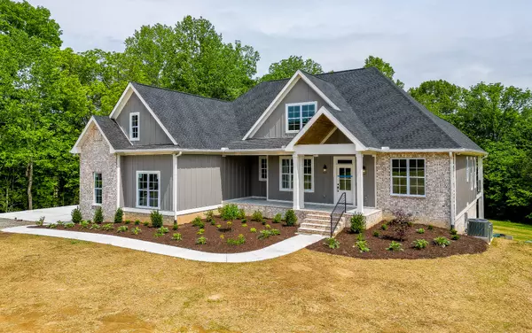 Greenbrier, TN 37073,7035 Hall Rd
