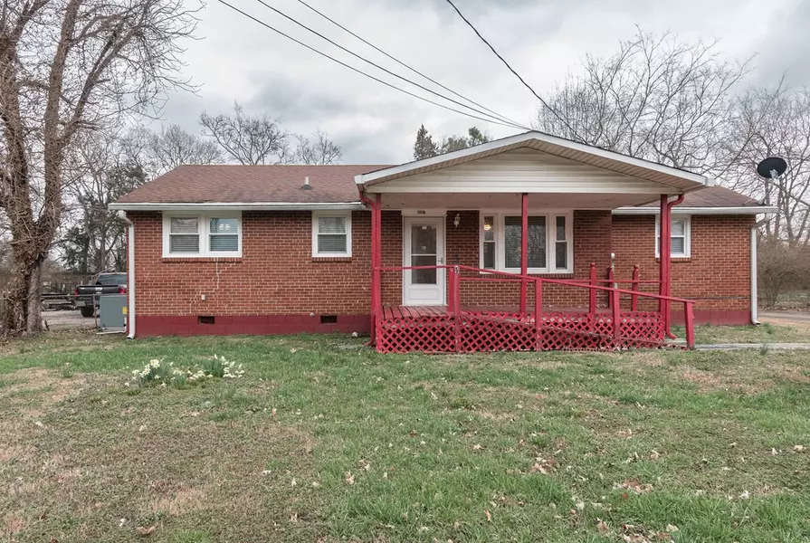 1007 Hunt St, Murfreesboro, TN 37130