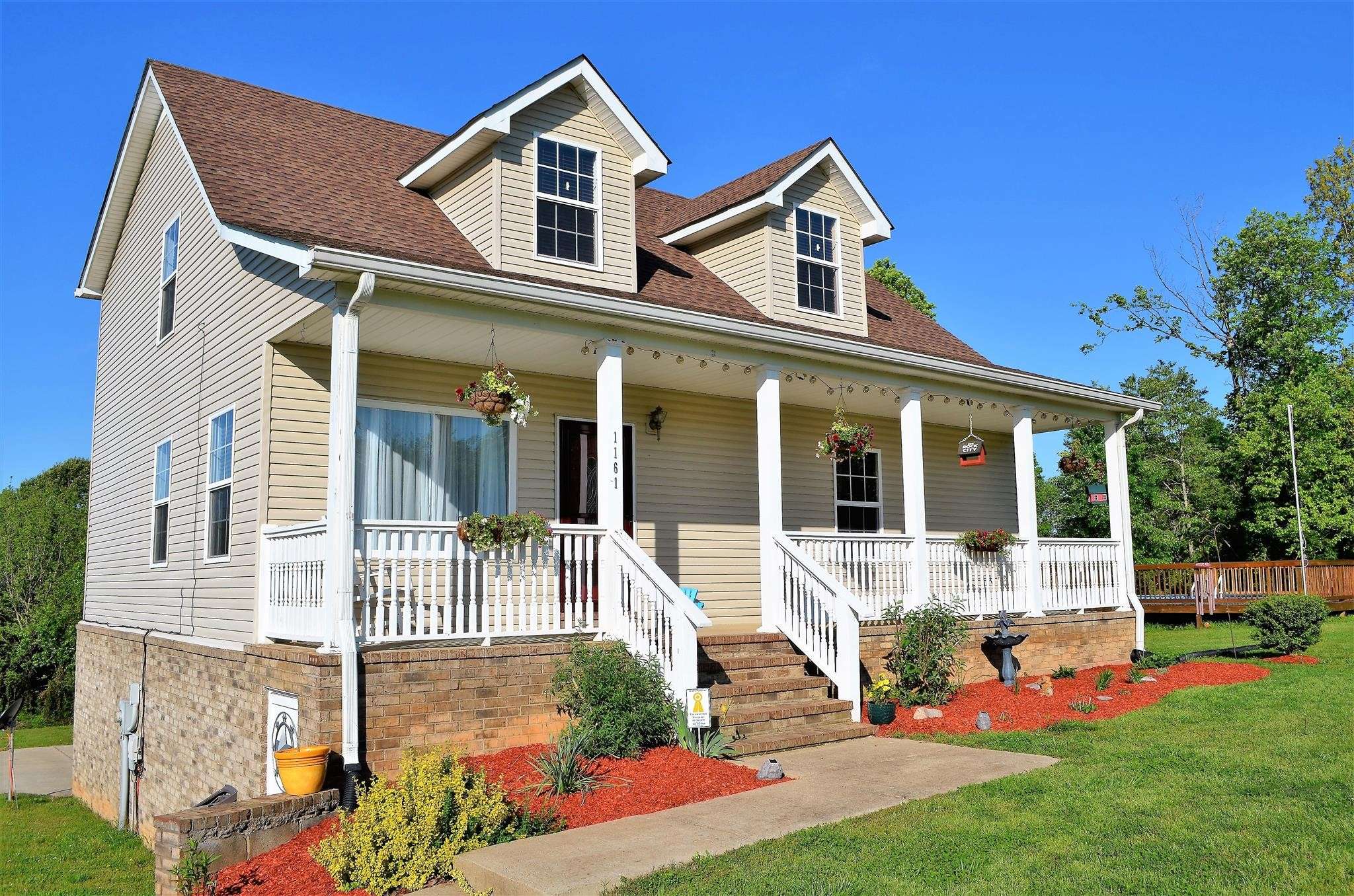 1161 Bateman Ct, Chapmansboro, TN 37035