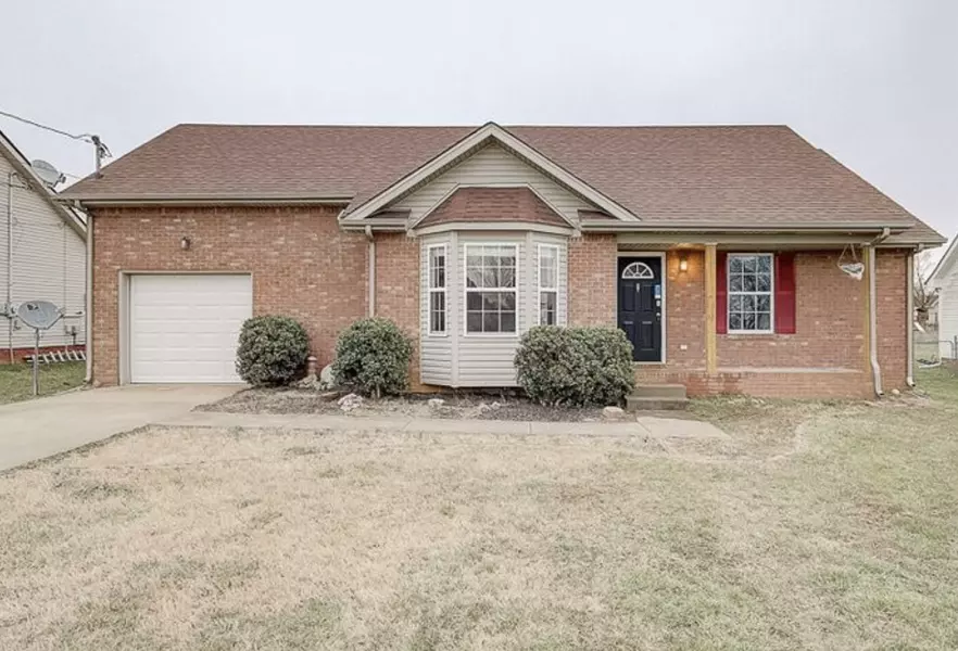 3449 Loon Dr, Clarksville, TN 37042