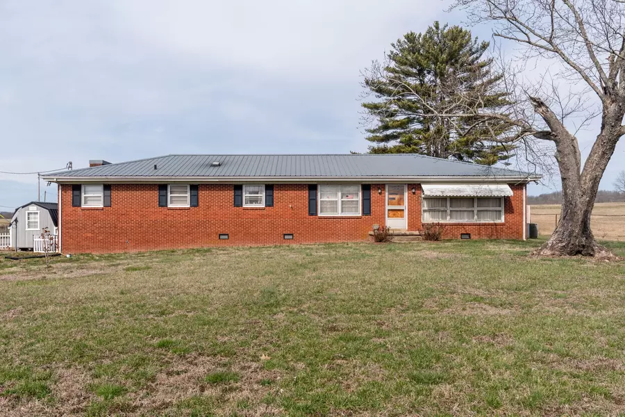 2215 Highway 82 #E, Bell Buckle, TN 37020